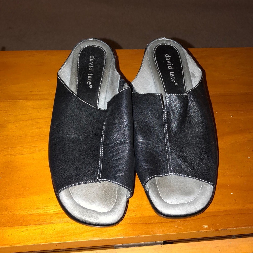 David Tate, excellent condition, size 8